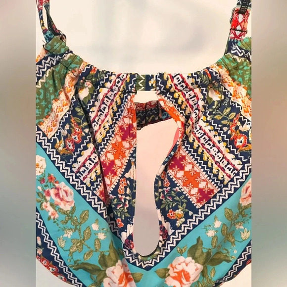 REMOVING SOON FINAL PRICE Cremieux Boho Swimsuit Top - Picture 6 of 7
